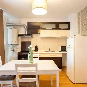 Perfect With View And Undergound Parking Apartament